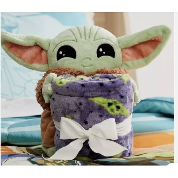 The Big One Disney's The Mandalorian Grogu Buddy Throw Blanket NWT - Picture 2 of 4